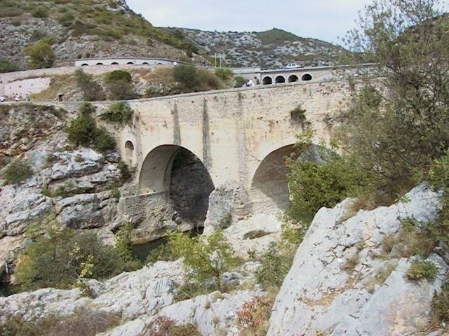 Le Pont du Diable enjambant l'Hérault