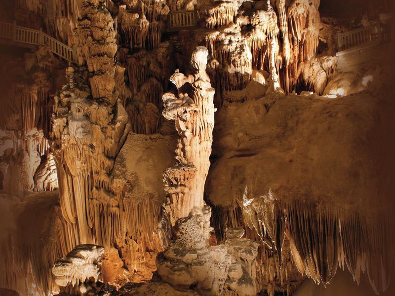 La Grotte des Demoiselles